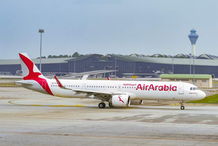 للمرة الثانية خلال شهر "العربية للطيران" تسرح عدداً من موظفيها