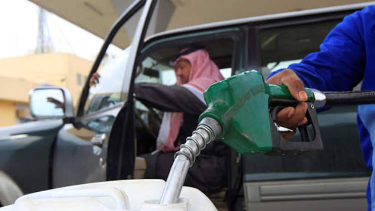 مع رفع الضريبة لـ15% تعرف على أسعار البنزين في السعودية