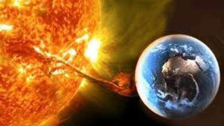 عاصفة شمسية ستضرب الأرض وتحذير عالمي