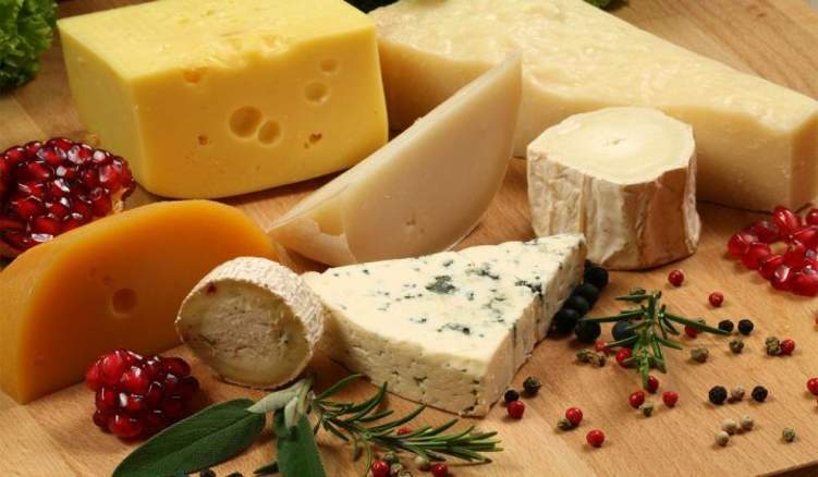 إليك أفضل أنواع "الجبن" المفيدة لخسارة الوزن