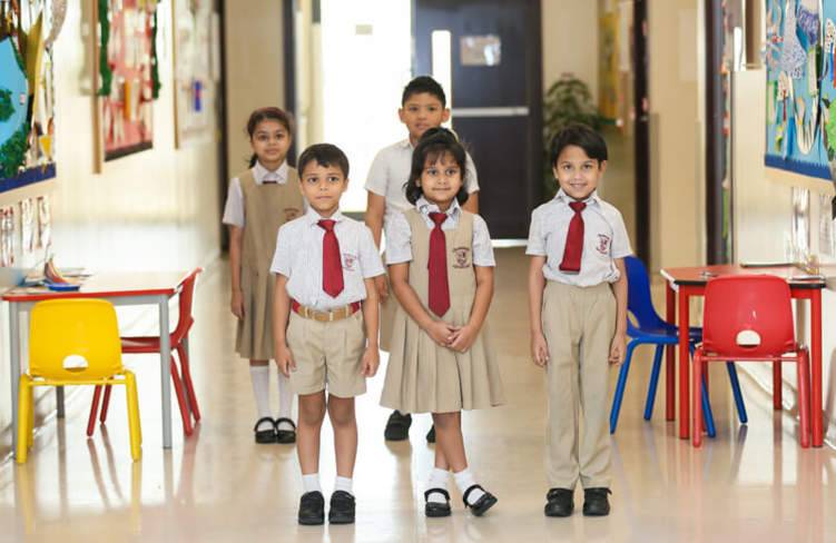 4 مميزات سيحصل عليها الطالب في مشروع "مدارس دبي"