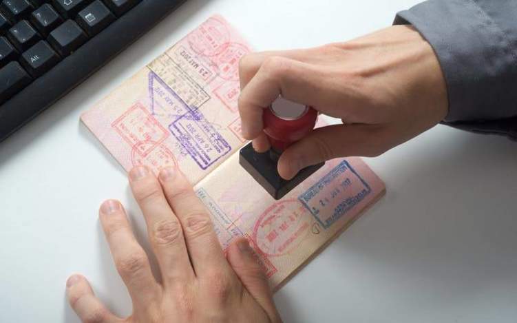 إليك خطوات إصدار تأشيرة سياحية متعددة السفرات في الإمارات