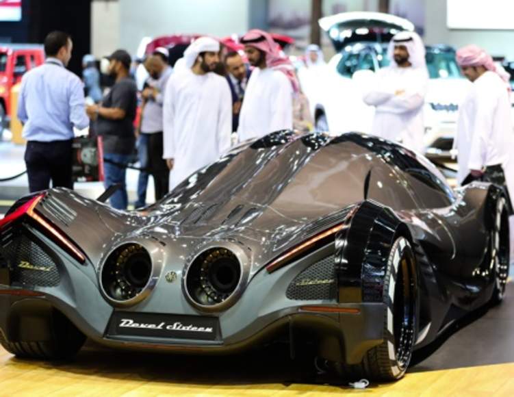 ما سر تهافت الخليجيون على إقتناء السيارات الفارهة؟