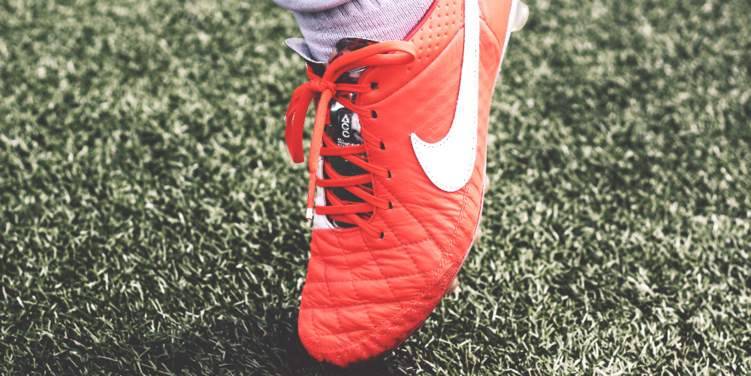 كيف تختار حذاء كرة القدم؟