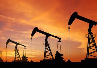 أسعار النفط تتراجع للجلسة السادسة علي التوالي