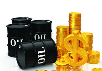 تراجع الذهب والنفط والدولار الأمريكي في صعود