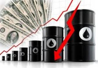 هبوط أسعار النفط إلى 50 دولاراً