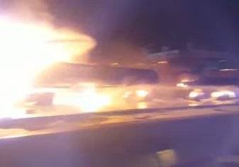 شاهد انفجار ناقلة وقود بعد اصطدامها بسيارتين في الرياض