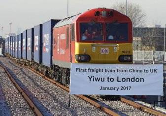 وصول أول قطار بضائع من الصين الي لندن