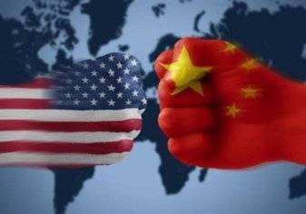 الصين وأمريكا على حافة حرب تجارية