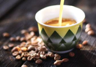 في الإمارات: لتر القهوة بـ 999 درهماَ