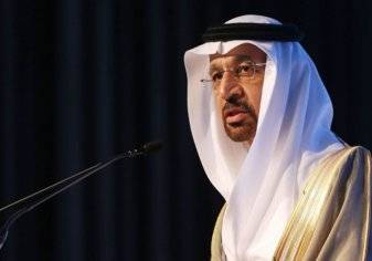 الفالح: القضايا الدبلوماسية مع قطر لن تؤثر على اتفاق إنتاج النفط
