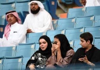 هذه المباراة ستشهد الظهور الأول للمرأة السعودية في الملاعب