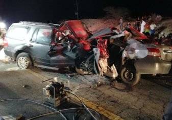 حادث مروري مروع ينهي حياة 7 أشخاص على طريق حجرة الباحة (صور)