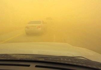 4 نصائح من إدارة المرور السعودية لقائدي السيارات في أوقات العواصف الرملية