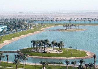 المدينة الصناعية بالدمام السعودية تضم 1048مصنعًا وأكبر بحيرة في العالم