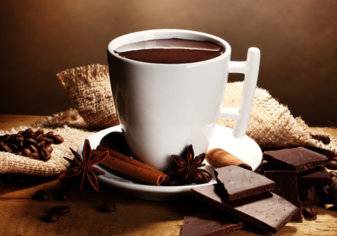 السعوديون أنفقوا هذا المبلغ الهائل على القهوة والشوكولاتة في عام 2017