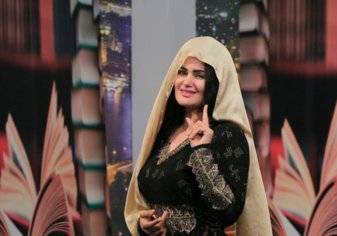 راقصة مصرية عن تأجيل برنامجها "الديني": الفتنة هي السبب (فيديو)