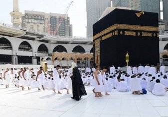 السعودية تفرض 4 عقوبات على أئمة المساجد