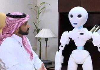 شاهد.. "مسالم"  أول روبوت يتحدث العربية بالسعودية