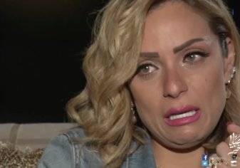 الممثلة المصرية ريم البارودي تبكي على الهواء: "بخاف من الناس" (فيديو)