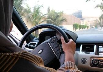 القبض على شاب بعد ما فعله مع أكاديمية أثناء قيادتها لسيارتها في جدة