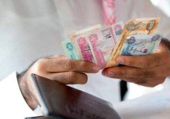الإمارات تعتمد نظام رد "الضريبة المضافة" للسياح