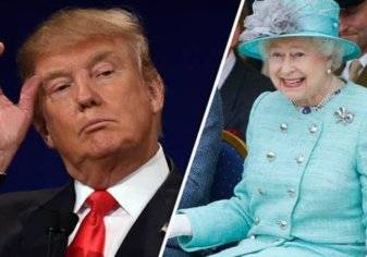 "ترامب" يخرق البروتوكول ويحرج ملكة بريطانيا (صور)