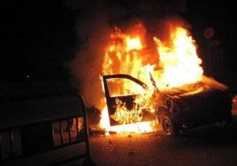 مواطنة سعودية تكشف مفاجأة عن حادث إحراق سيارتها أمام منزلها (فيديو)