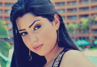 الممثلة المصرية أيتن عامر: "أنا بحب الهلس"  (فيديو)