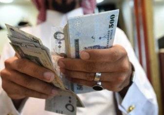 كم يبلغ متوسط الأجر الشهري للعاملين السعوديين؟