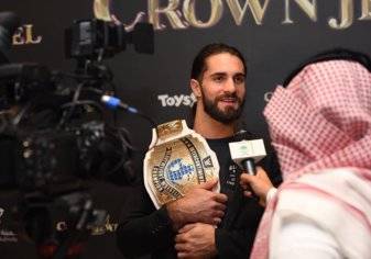 بالصور.. نجوم WWE يتوافدون على السعودية