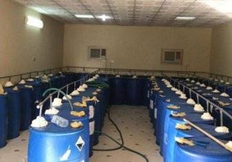 سعودي يحول استراحة لمصنع خمور (صور)