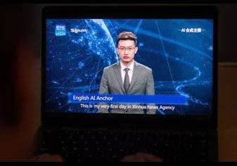 سابقة عالمية...مذيعان افتراضيان يقدمان نشرات الأخبار بالصين