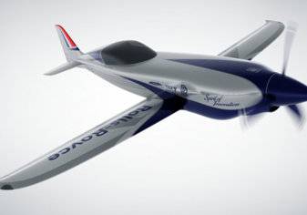 رولز رويس تكشف النقاب عن أسرع طائرة كهربائية في العالم (صور)