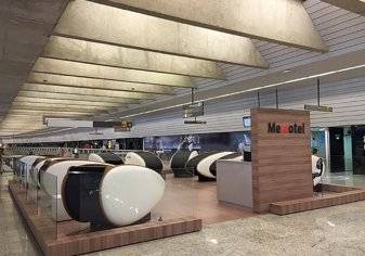 مطار الملك فهد يوفر خدمة مقصورات النوم وكراسي الاسترخاء للمسافرين (صور)