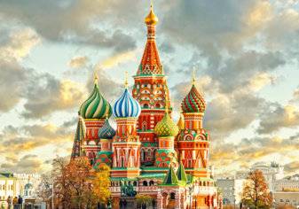 روسيا تعفي الإماراتيين من تأشيرة السفر المسبقة