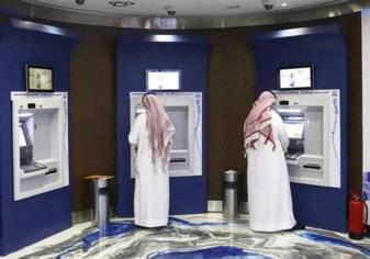 ما هي حقيقة توجه البنوك السعودية لاستخدام بصمة الوجه بدلاً من بطاقات الصراف الآلي؟