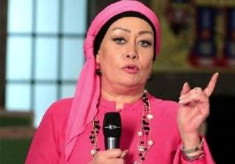 رد عنيف من هالة فاخر على الكاتبة الكويتية فجر السعيد التي انتقدت شكل حاجبيها (فيديو)