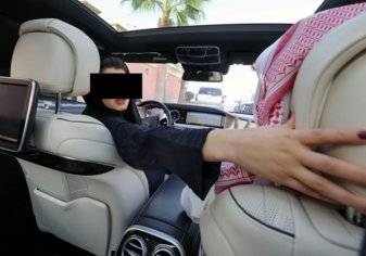 بعد السماح للمرأة بالقيادة في السعودية.. مقاييس اختيار السيارات تخالف التوقعات