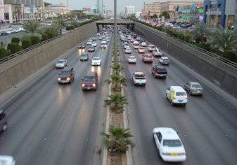 إدارة المرور السعودية تحذر قائدي السيارات من هذه الممارسات على الطريق
