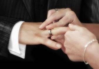 كيف تختار خاتم الزفاف المناسب لك؟