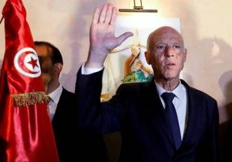 شاهد أول ظهور للرئيس التونسي الجديد .. صور
