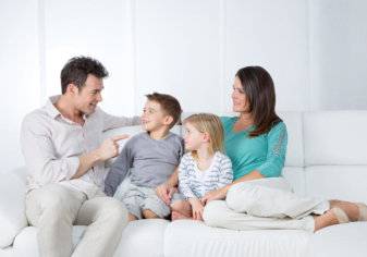 3 فوائد لمكوث الرجال في المنزل