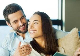 6 نصائح لتعزيز علاقتك بزوجتك أثناء الحجر