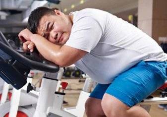عادات خاطئة تؤدي إلى زيادة الوزن أثناء التمرين