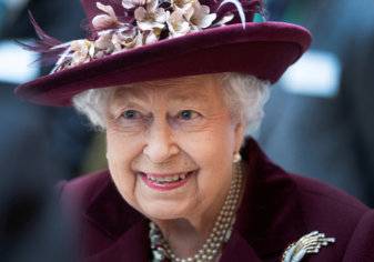 ما حجم ثروة الملكة إليزابيث؟