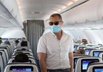 شركة طيران تخصص مقاعد خاصة لمن يرفض إرتداء الكمامة