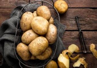 استخدامات لا تخطر على البال لقشر البطاطس ومخلفات الطعام