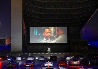 افتتاح أول سينما للسيارات في الرياض